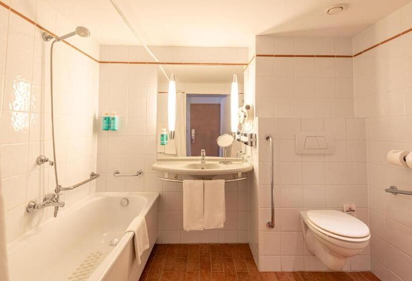 스탠다드 룸, Castrum Hotel Székesfehérvár