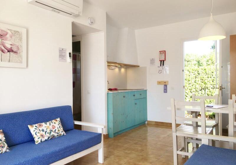 １ベッドルームアパートメント, Nure Cel Blau