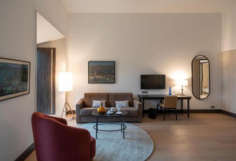 اتاق سوپریور, Parador De Turismo De León