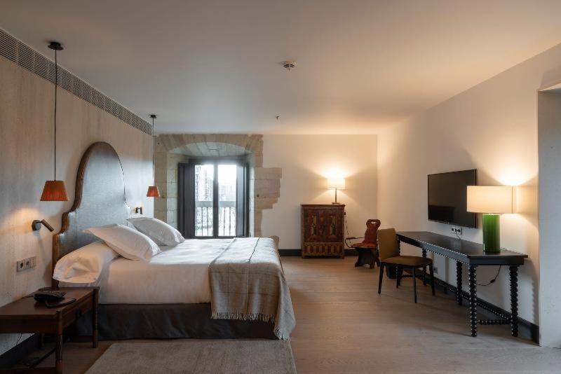 اتاق استاندارد, Parador De Turismo De León