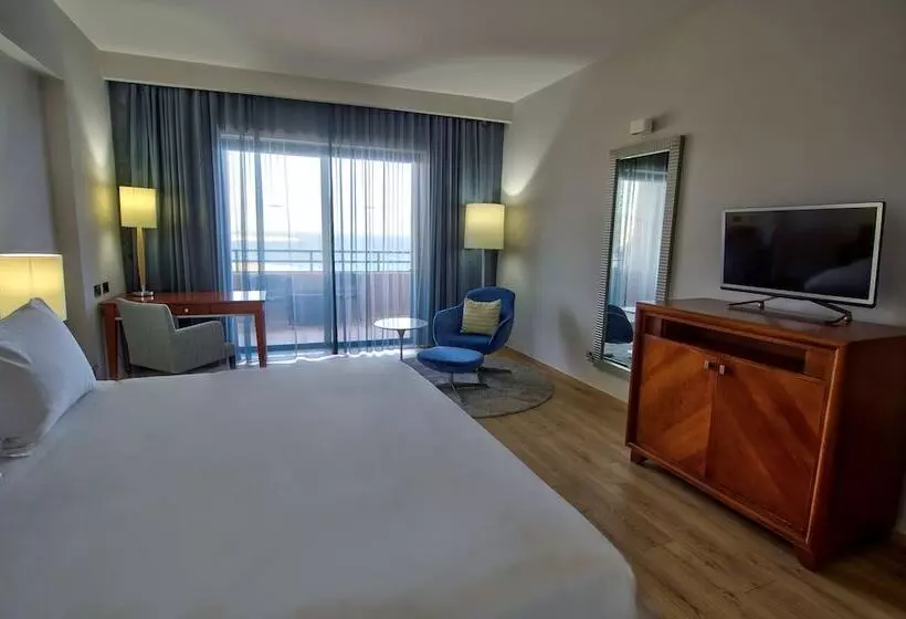 オーシャンビューのプレミアムルーム。, Radisson Blu Resort, Malta St. Julian S