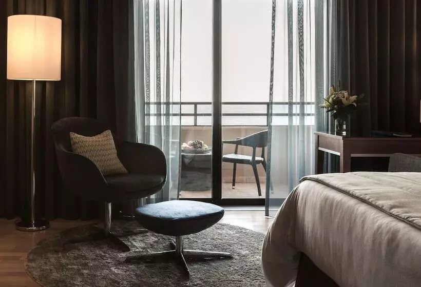 オーシャンビューのプレミアムルーム。, Radisson Blu Resort, Malta St. Julian S