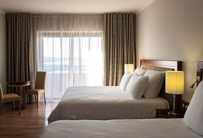 オーシャンビューファミリールーム, Radisson Blu Resort, Malta St. Julian S