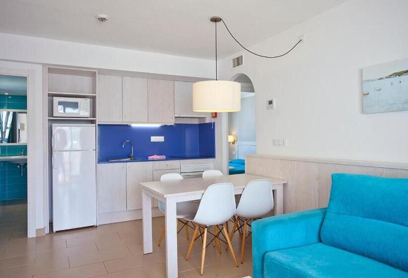 침실 3개 아파트, Seth Mestral & Llebeig