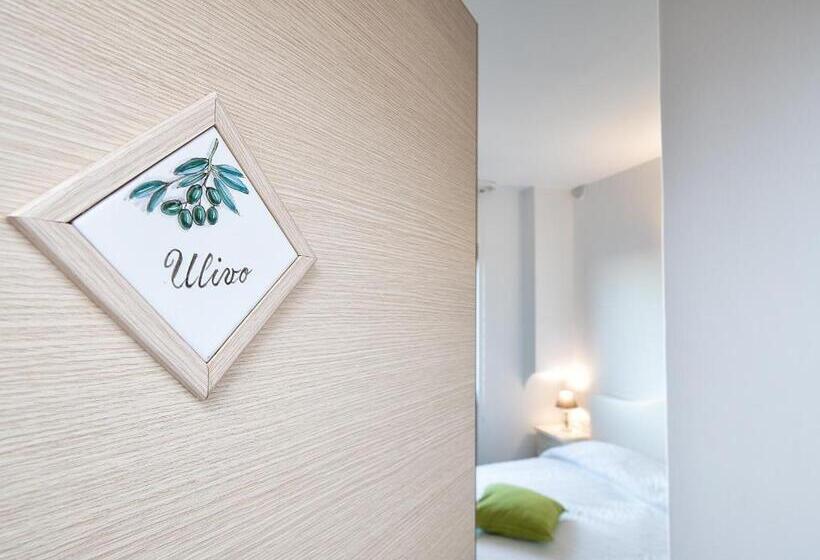 חדר סופריור נוף לים, O'lattariello