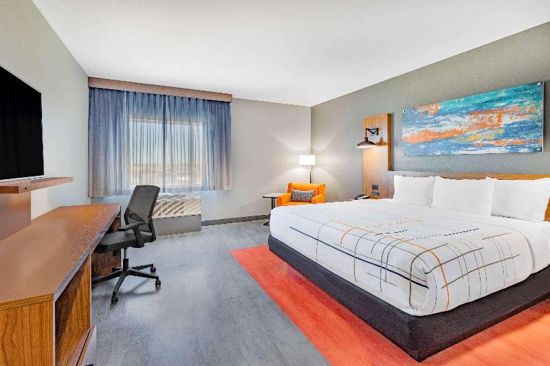 חדר סטנדרט עם מיטת קינג, La Quinta Inn & Suites By Wyndham Fort Stockton Northeast