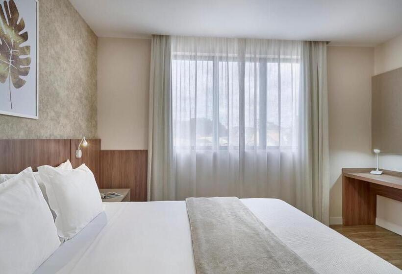 四人标准间, Lefel