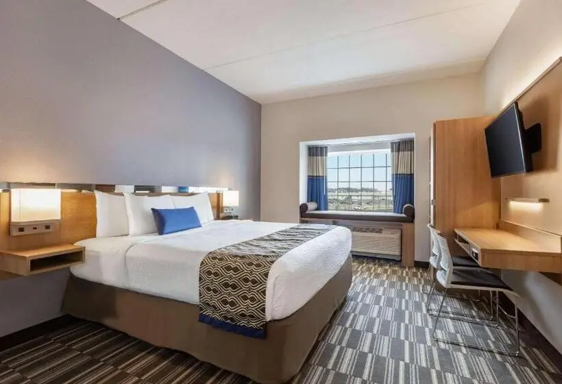 キングサイズベッドのスタンダードルーム, Microtel Inn & Suites By Wyndham Gambrills
