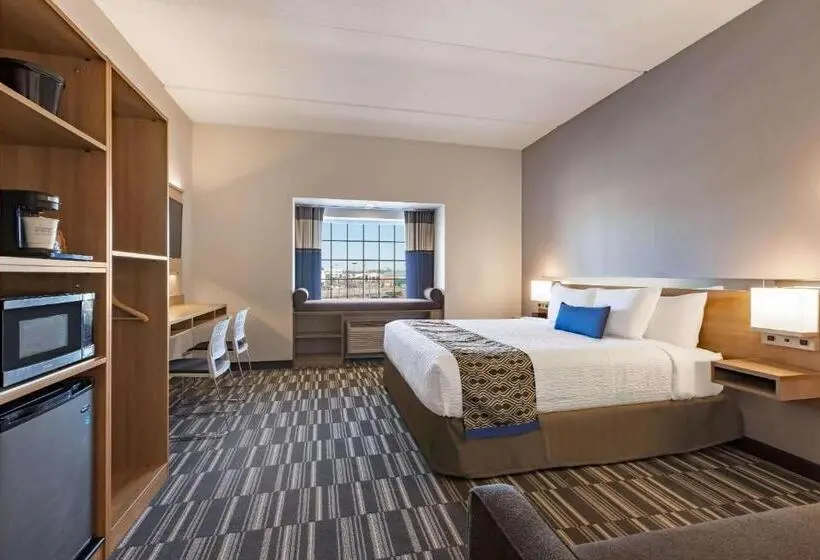キングサイズベッドのスイートルーム, Microtel Inn & Suites By Wyndham Gambrills