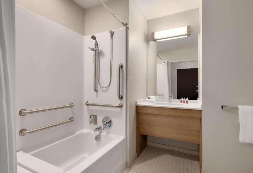غرفة قياسية لذوى الاحتياجات الخاصة, Microtel Inn & Suites By Wyndham Gambrills
