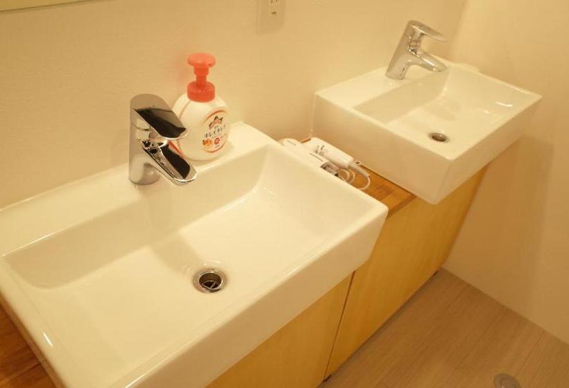 공동 객실, Bnb+atami Resort