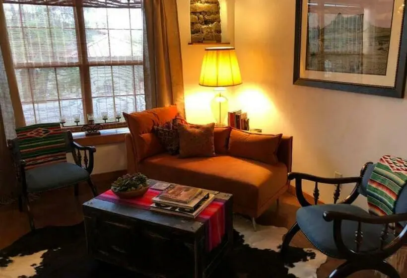 2ベッドルームハウス, El Viejo Adobe Across From Sul Ross Campus
