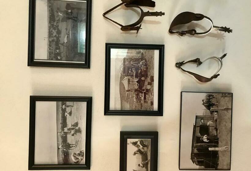 منزل غرفتين نوم, El Viejo Adobe   Across From Sul Ross Campus