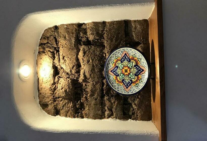 منزل غرفتين نوم, El Viejo Adobe   Across From Sul Ross Campus