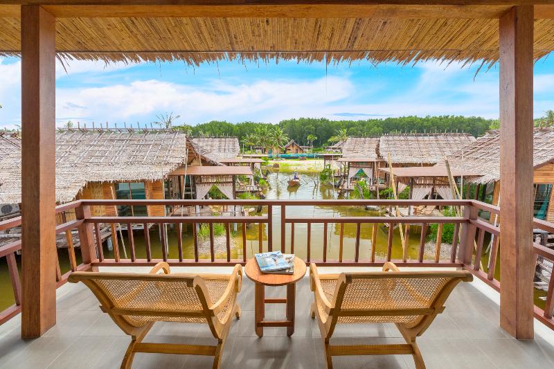 اتاق لوکس با چشم‌انداز, Venice Krabi Villa Resort