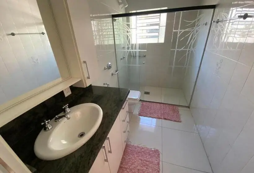 اتاق استاندارد سه نفره, Casa Do Rogerio Hostel   Unidade Shopping