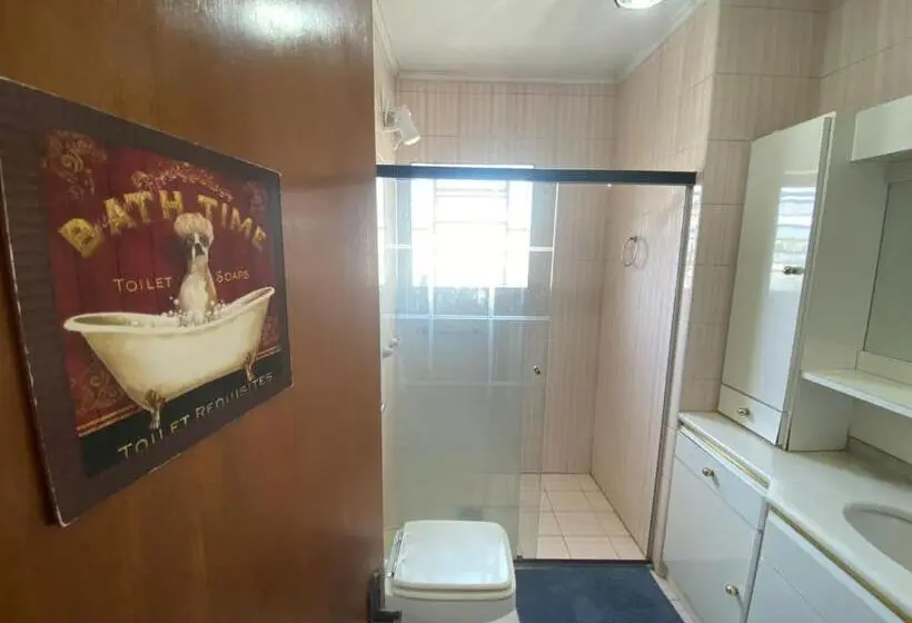 سوئیت با بالکن, Casa Do Rogerio Hostel   Unidade Shopping