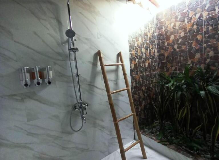 חדר דלוקס נוף לים, Blue Harbor Beachfront Villas & Resto