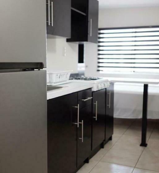 اتاق سوپریور, Diez