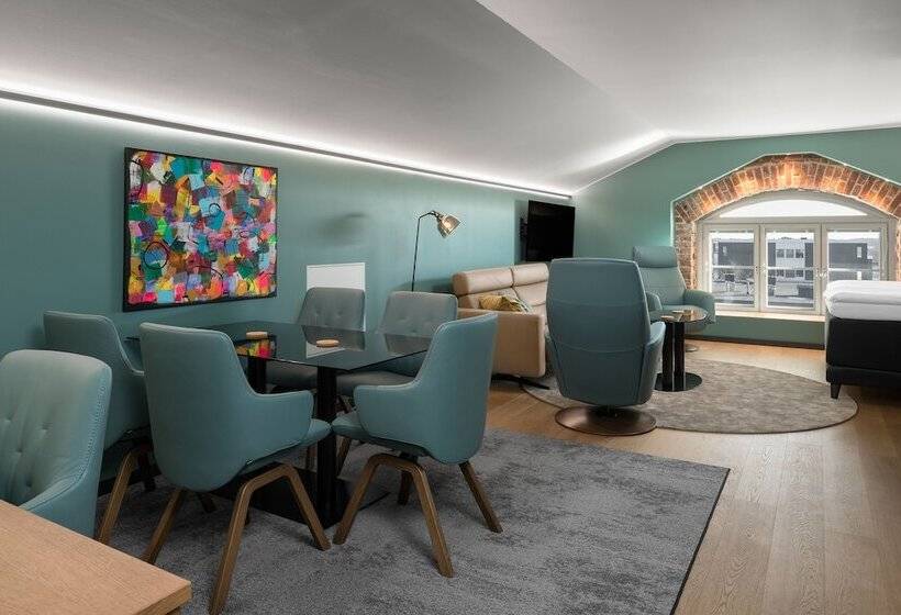 סוויטה, Kakola