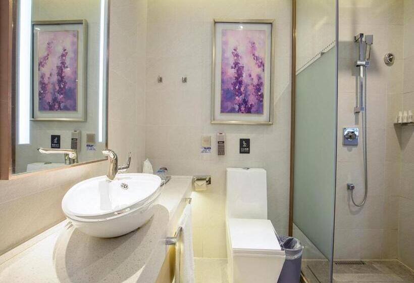 带大床的豪华间, Lavande Hotels·foshan Lishui Heshun Wanfu City