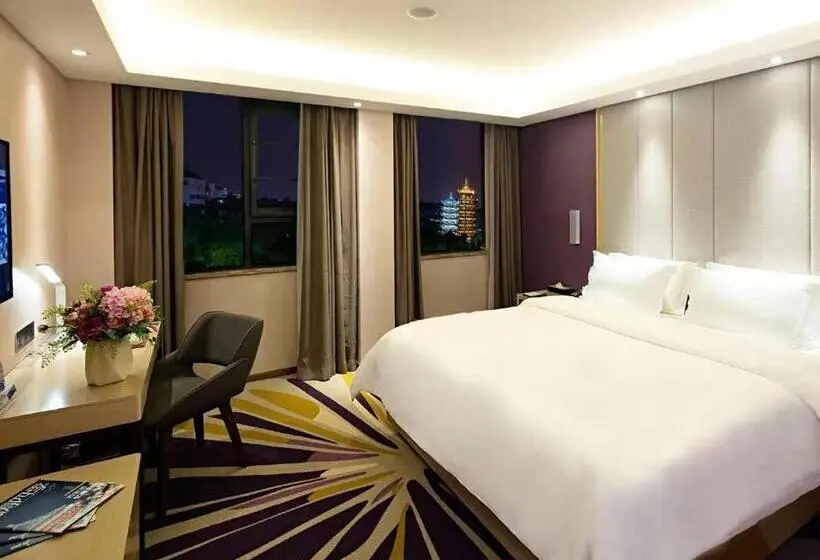 キングサイズベッドのスタンダードルーム, Lavande Hotels·guilin Central Square Elephant Trunk Hill Scenic Area