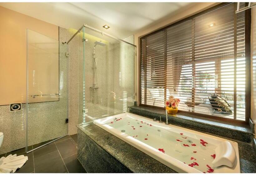 غرفة ديلوكس مطلّة علي البحر, Nirvana Beach Resort, Koh Lanta Sha Extra Plus