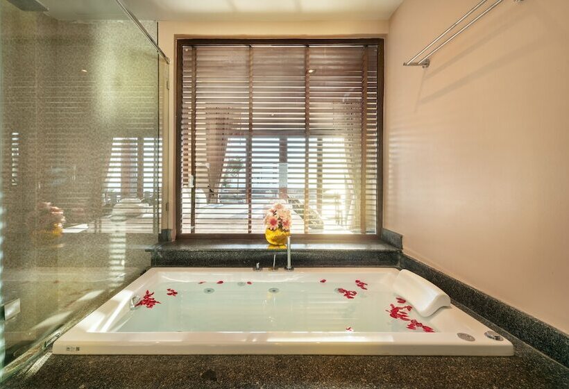 غرفة ديلوكس مطلّة علي البحر, Nirvana Beach Resort, Koh Lanta Sha Extra Plus