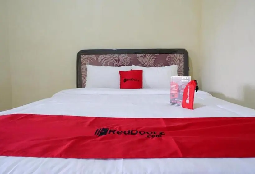 スーペリアールーム, Reddoorz Near Lippo Plaza Buton