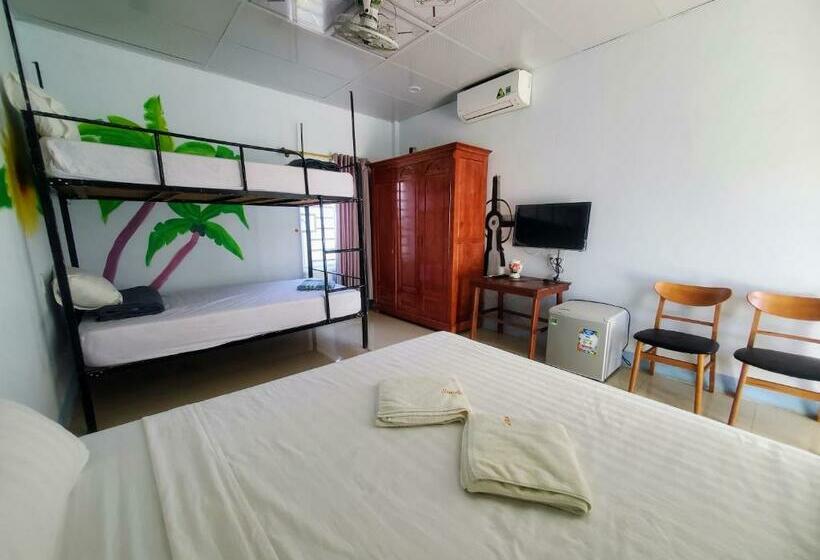 اتاق خانوادگی, Sunflower Nhật Lệ