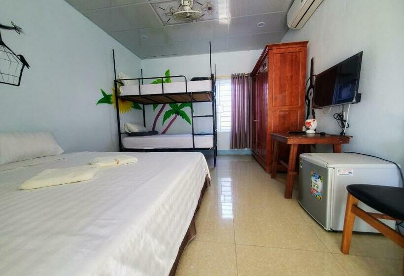 اتاق خانوادگی, Sunflower Nhật Lệ