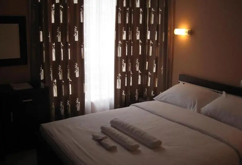اتاق استاندارد سه نفره, B&b Vila Vidikovac