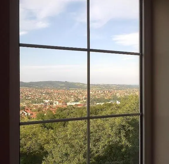 سوییت, B&b Vila Vidikovac