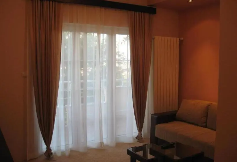 سوییت, B&b Vila Vidikovac
