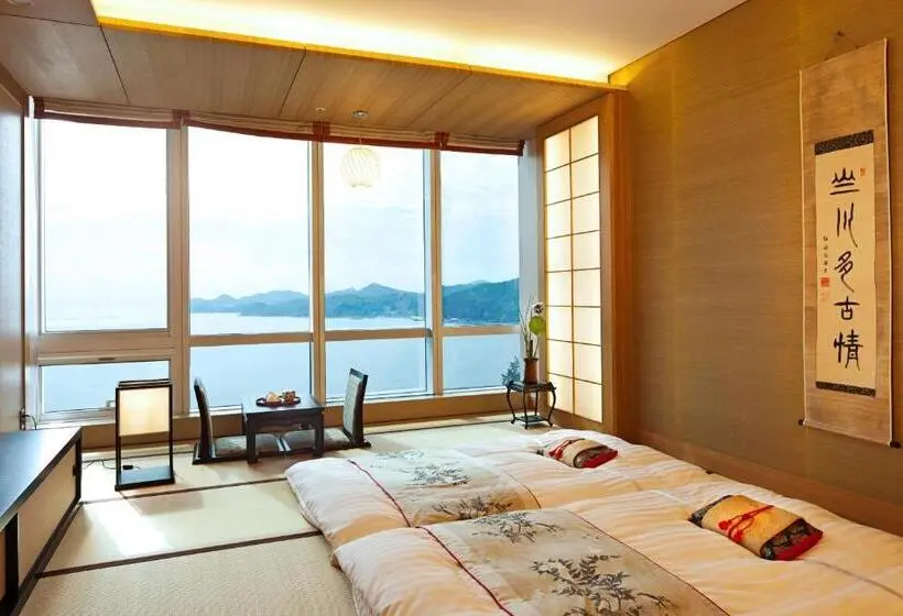 オーシャンビューファミリールーム, Sono Calm Yeosu