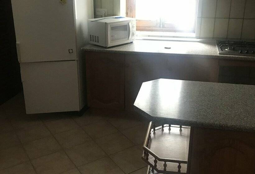 Дом 4 Спальни, Casa La Higuera