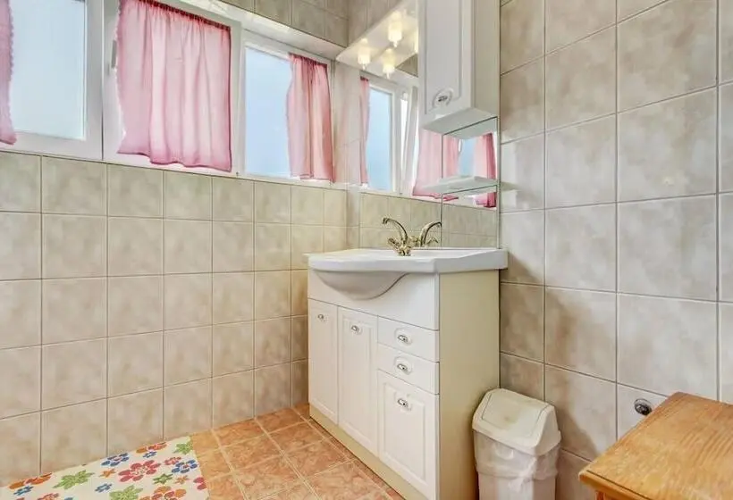 Huoneisto 1 Makuuhuone, Apartments Dragica 1251