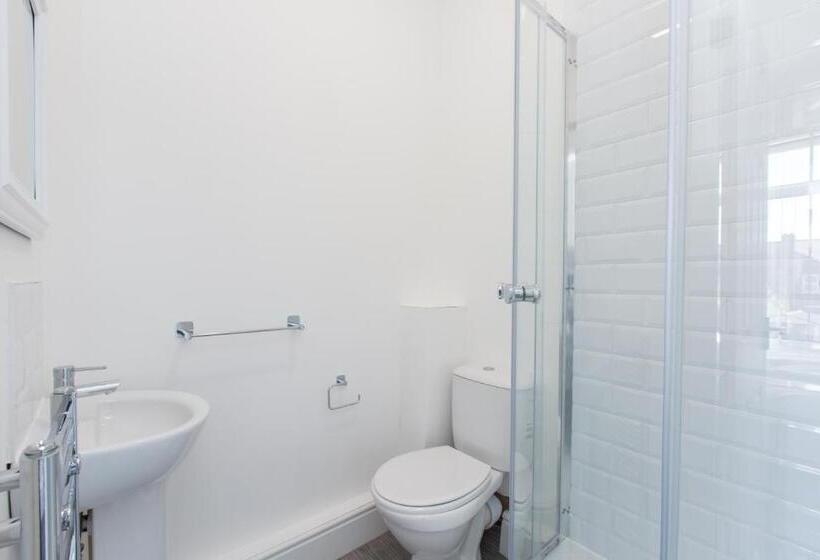 Дом 1 Спальня, Crewe Rooms Brooklyn Street