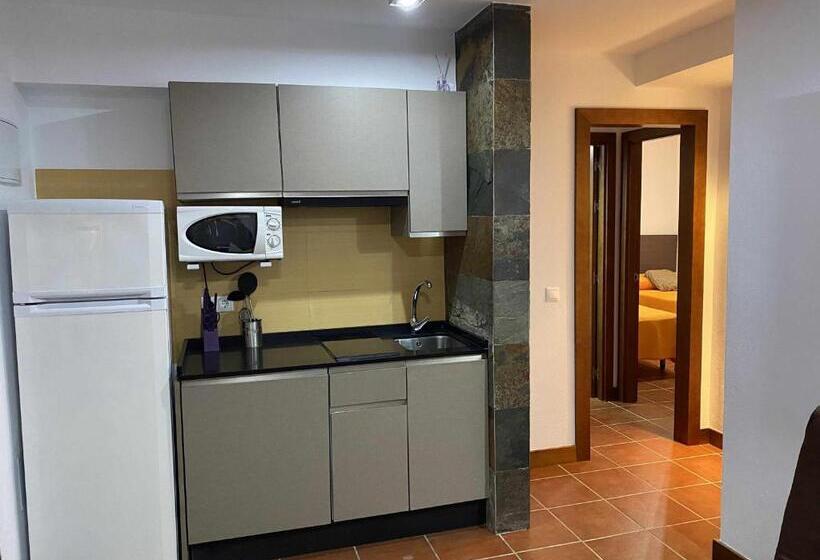 آپارتمان 2 خوابه, Apartamento Para 4 Personas Con Jardín Privado Y Barbacoa Cerca De La Playa