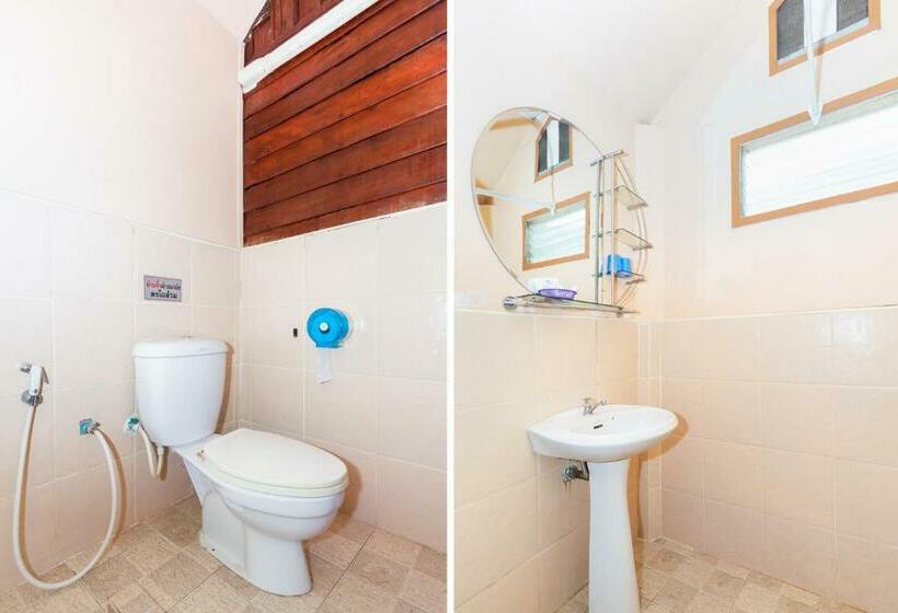 اتاق سوپریور, Oyo 712 Baandin Resort Near Bangkok Hospital Phetchaburi