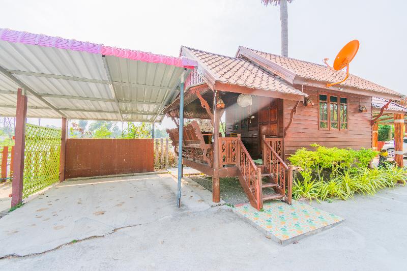 اتاق سوپریور, Oyo 712 Baandin Resort Near Bangkok Hospital Phetchaburi
