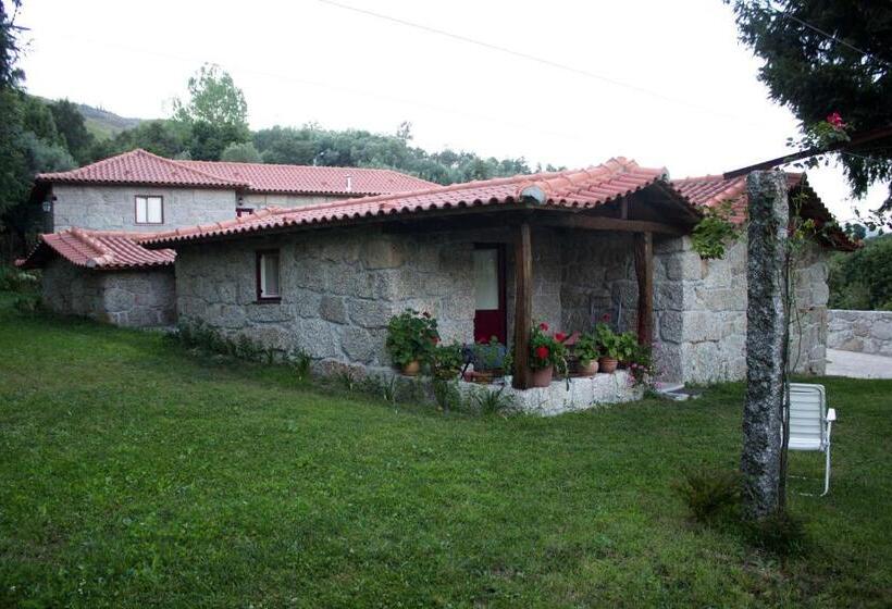 3间卧室的房子, Casas Do Eido E Casa Da Viúva