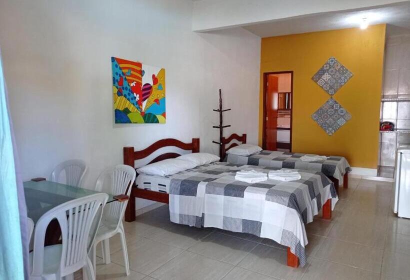 标准三人间, Pousada Canaã