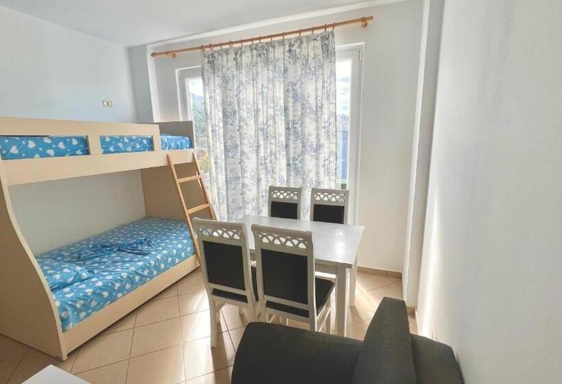 آپارتمان 1 خوابه با بالکن, Queen Residence