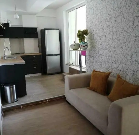 اتاق استاندارد, Hostel Denica