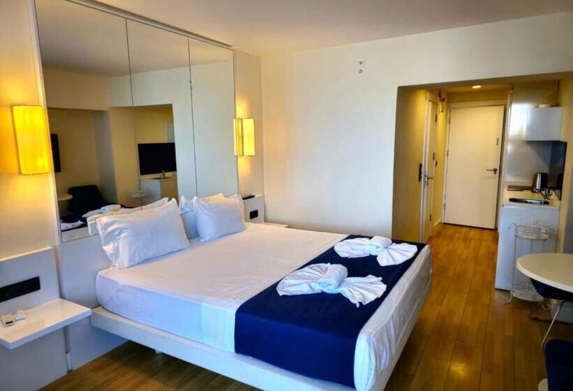 استودیوی استاندارد, Orbi City Hotel Official