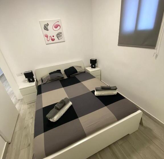 آپارتمان 1 خوابه با بالکن, Los Cristianos Port Royal New