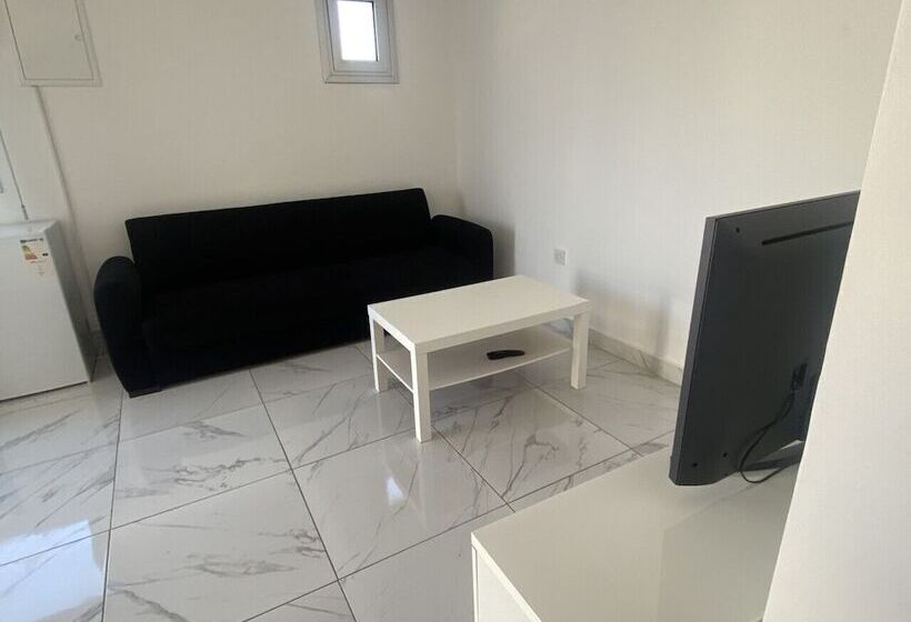 침실 1개 아파트, Nissi Avenue Suites