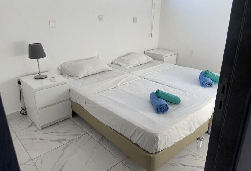 침실 1개 아파트, Nissi Avenue Suites