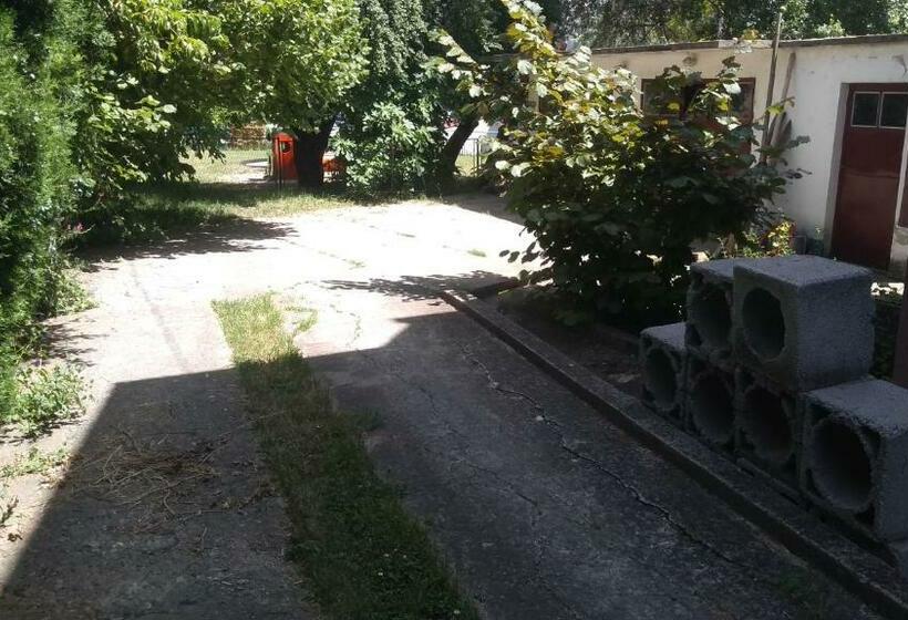 آپارتمان 1 خوابه, Apartmani Mimi